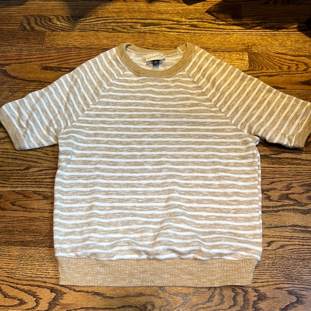 Universal Thread sweater tee